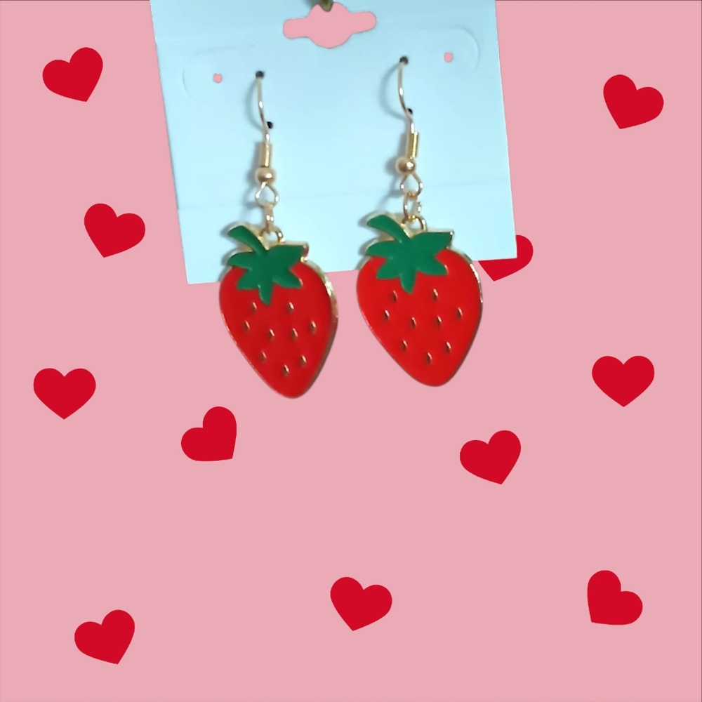 Strawberry Earrings - Picture 3 of 7